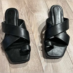 Kelly Rowland Size 10 Sandals